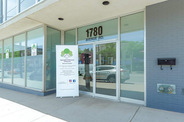 Alphabet Treehouse Childcare Entrance